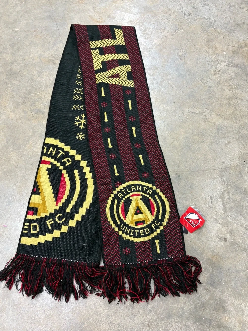 Atlanta United FC Holiday Scarf Ruffneck Scarves MLS Soccer Men’s NWT